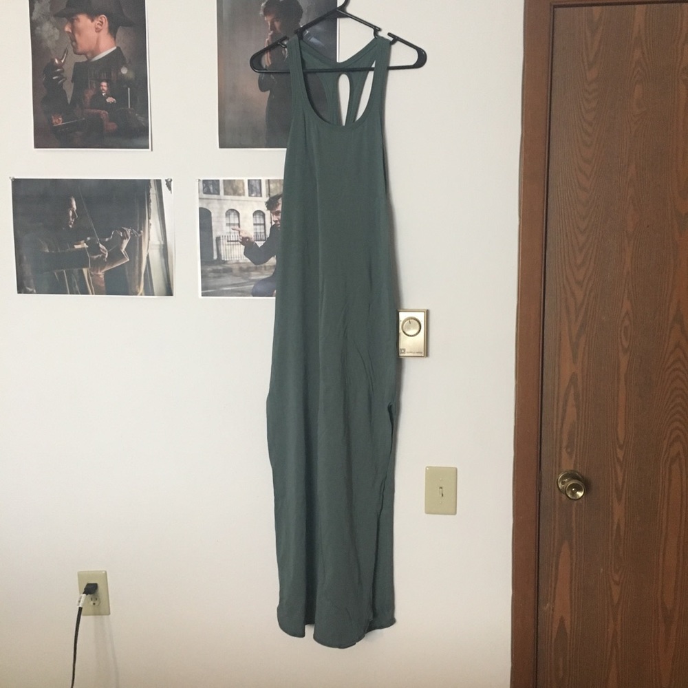 Lululemon restore and revitalized dress